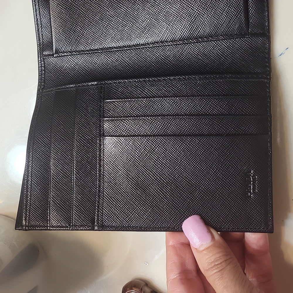 Wallet - Picture 4 of 8